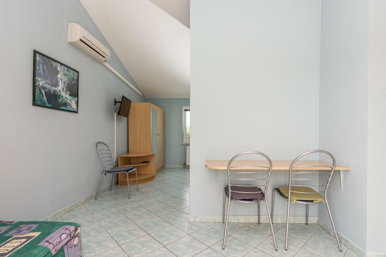 Apartmani Albi Zaton  Exterior photo
