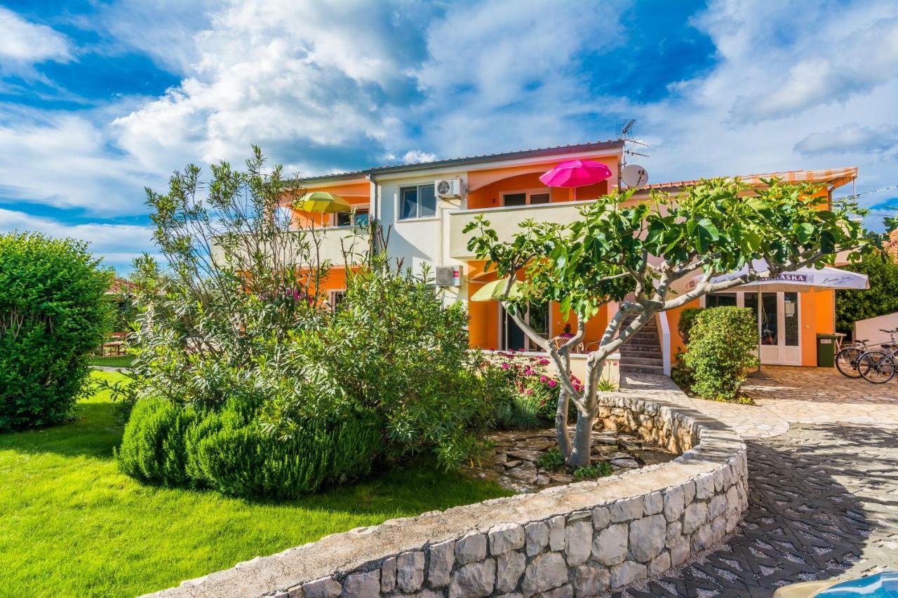 Apartmani Albi Zaton  Exterior photo